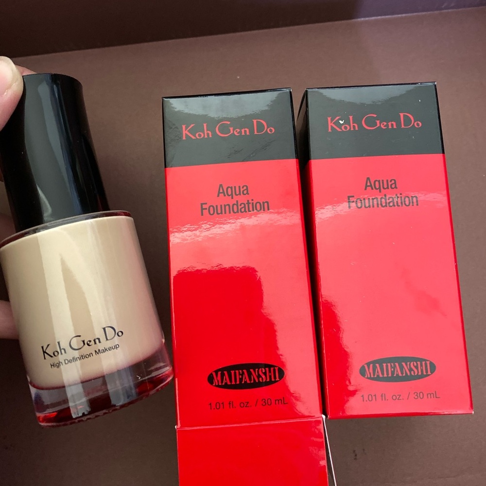 Koh Gen Do Aqua Foundation shade 213 - new